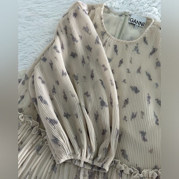 GANNI‎ georgette Tiered Pleated mini dress Sz 34 - Picture 3 of 5